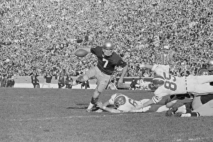 Agility Prints: John Huarte Leaping over Defenders