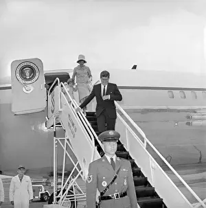 Gangway Prints: John and Jackie Kennedy Leaving Plane with Daughter Caroline