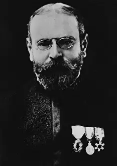 Prints of circa 1900: John Philip Sousa (1854 - 1932) the composer and bandmaster. (Photo by Hulton Archive/Getty Images) Famous Music Composer Prints: John Philip Sousa