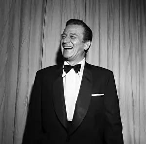Tuxedo Prints: John Wayne At The Oscars
