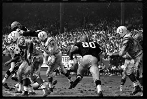 Cleveland Prints: Johnny Unitas Throwing a Touchdown Pass