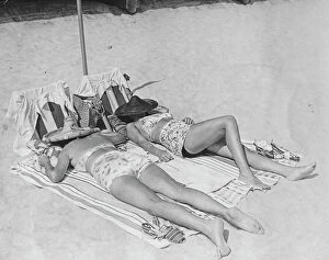 Huty Gallery: Jones Beach Sunbathers