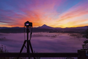 Images Dated 8th November 2014: Jonsrud at Sunrise with camera