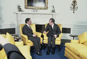 Huty29616 Prints: Jordan's King Hussein talks with President Richard Nixon