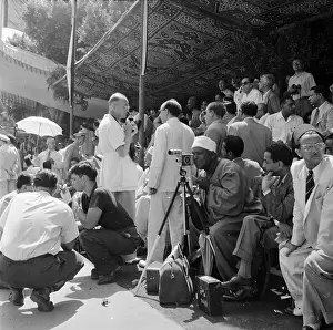 Still Camera Prints: Journalists