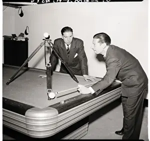 Stunt Prints: Juan Navarra Makes Billiard Trick Shot