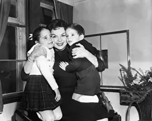 Garland Prints: Judy Garland And Children
