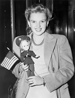 Judy Garland Hits New York