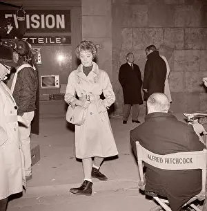 Julie Andrews on Torn Curtain Set