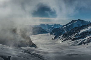 Images Dated 28th February 2012: Jungfraujoch with rolling cloud