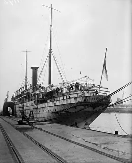 Meteor Gallery: Kaisers Yacht