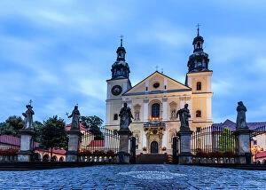 Catholicism Collection: Kalwaria Zebrzydowska - Bernardine Monastery night