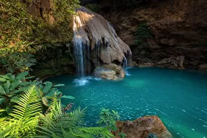 Images Dated 27th January 2018: Kao Loung waterfall at Mae Ping National park, Lamphun, Thailand