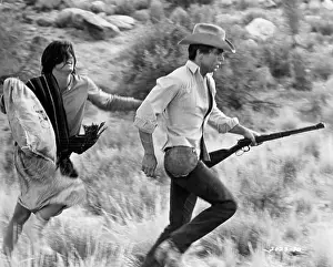 Lac0045 Prints: Katharine Ross And Robert Blake In Tell Them Willie Boy Is Here