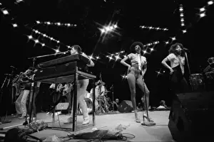 8 6 15 Ochs Prints: KC And The Sunshine Band Performing