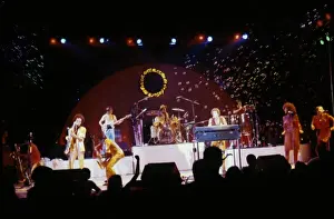 8 6 15 Ochs Prints: KC And The Sunshine Band Performing