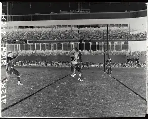 Thomas Prints: Ken MacAfee Jumping For a Pass