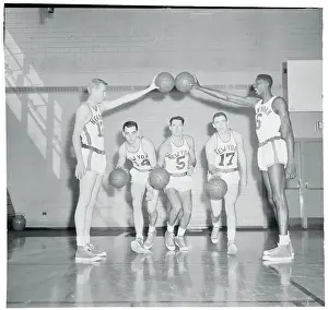 Ken Sears And Teammates Playing A Game Of London Bridge