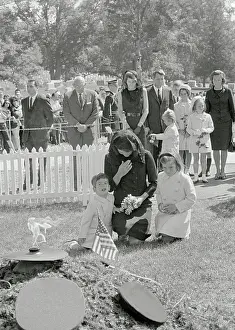 Kennedy Family Visit JKF's Grave
