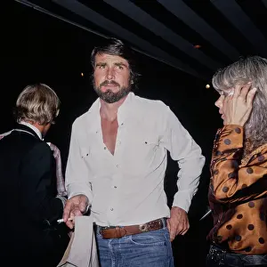 Huty36534 Prints: Kenny Rogers The Gambler After Party