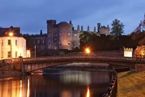 Kilkenny Castle, River Nore, County Kilkenny, Republic of Ireland, British Isles, Europe
