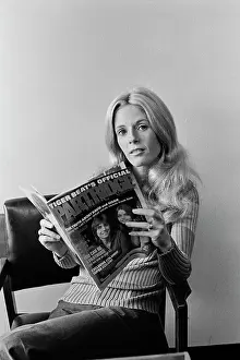 Huty37367 Prints: Kim Carnes, American Singer & Songwriter
