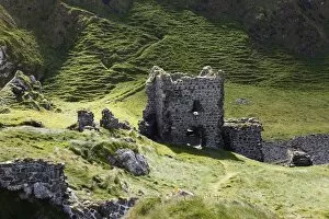 Kinbane Castle, White Head or Kinbane Head near Ballycastle, County Antrim, Northern Ireland, United Kingdom, Europe