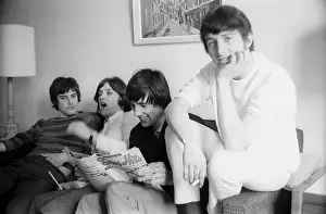 Acr07164017 2 8 13 Prints: The Kinks In Their Hotel Room