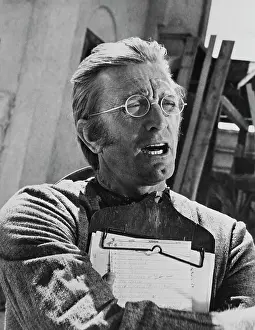 Huty33498 Prints: Kirk Douglas in There Was A Crooked Man