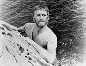 Huty33498 Prints: Kirk Douglas In The Light At The Edge Of The World