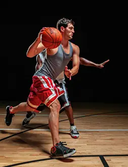 Kirk Hinrich NBA Player Charging The Rim