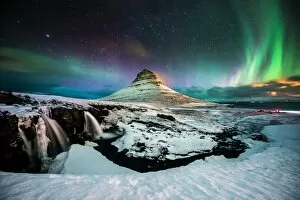 Images Dated 15th March 2015: Kirkjufell Aurora Borealis, Iceland