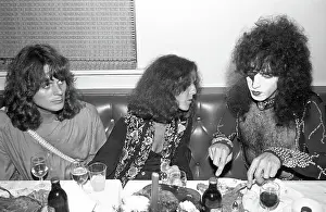 Kiss At Dinner