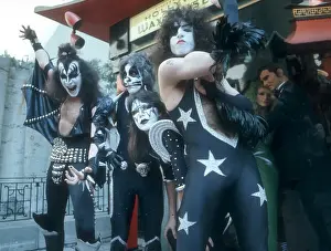 Kiss At Grauman's Cninese Theatre