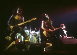 Kiss Performing