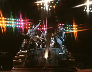 Kiss Performing