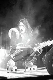 Kiss Performing