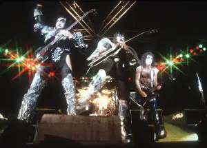 Kiss Performing