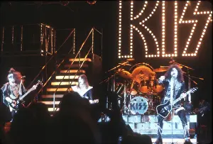 Kiss Performing