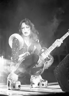 Kiss Performing