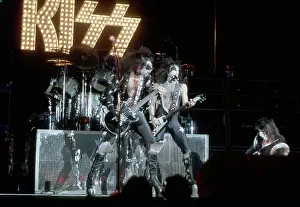 Kiss Performing