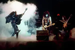 Kiss Performing