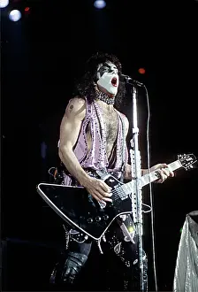 Kiss Performing