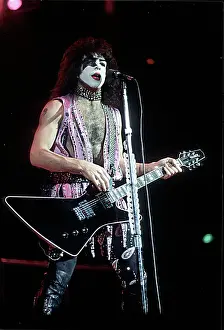 Kiss Performing