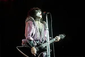 Kiss Performing