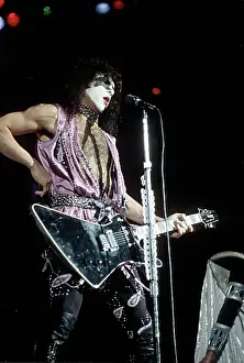Kiss Performing