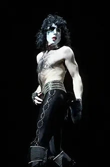 Kiss Performing