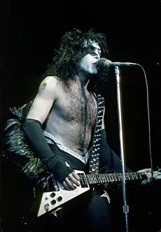 Kiss Performing