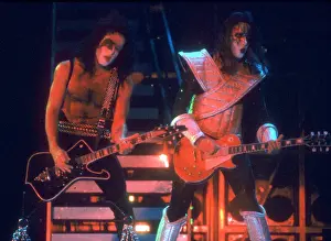 Kiss Performing