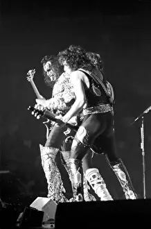 Kiss Performing